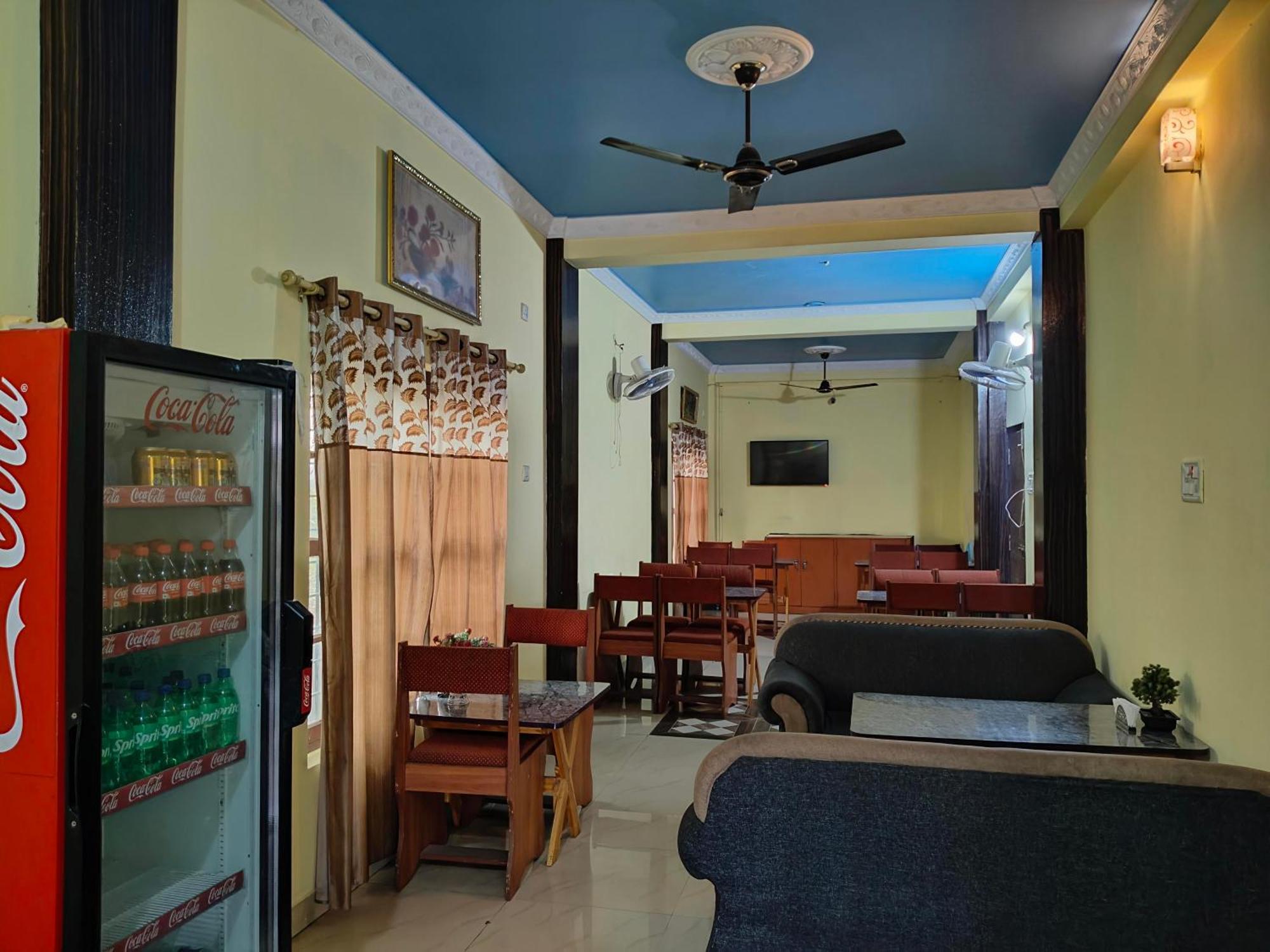 Bhairāhawā Hotel Daisy Park מראה חיצוני תמונה